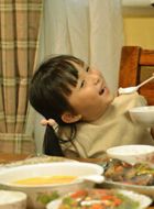 小爸妈莫雨恬的扮演者介绍、是谁演的？