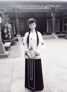 花红花火田明媚的扮演者介绍、是谁演的？