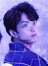 当她恋爱时阿九的扮演者介绍、是谁演的？