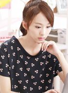 微微一笑很倾城丝丝的扮演者介绍、是谁演的？