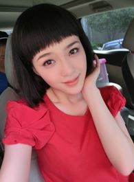 新倚天屠龙记黄杉女子的扮演者介绍、是谁演的？