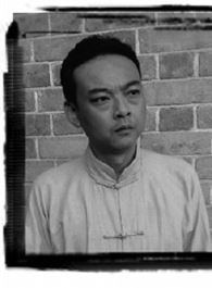 最后一战洪一天的扮演者介绍、是谁演的？