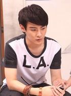 如果我爱你东尼的扮演者介绍、是谁演的？