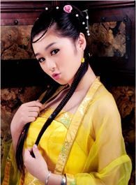 紫钗奇缘织锦的扮演者介绍、是谁演的？