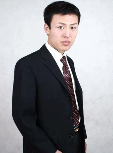 炮神张学智的扮演者介绍、是谁演的？