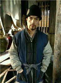 新倚天屠龙记李天垣的扮演者介绍、是谁演的？