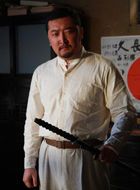 终极对决井胜男的扮演者介绍、是谁演的？