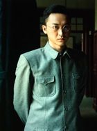 孤战苏翻译的扮演者介绍、是谁演的？