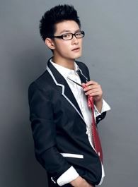 生于70年代董鹏的扮演者介绍、是谁演的？