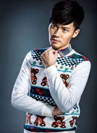 有翡邓甄的扮演者介绍、是谁演的？