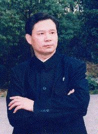 哪里有彩虹告诉我巧巧爸爸的扮演者介绍、是谁演的？