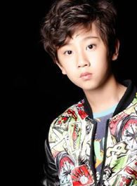 花火赵震楠（童年）的扮演者介绍、是谁演的？