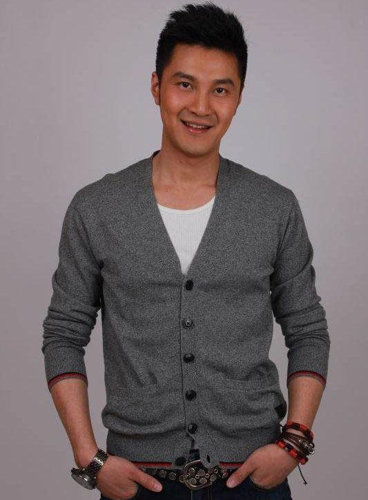 狐影刘闯的扮演者介绍、是谁演的？