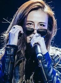 重返20岁星河乐队主唱的扮演者介绍、是谁演的？