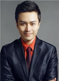 东方战场秦邦宪（博古）的扮演者介绍、是谁演的？