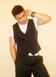 重启之极海听雷哑巴哥哥的扮演者介绍、是谁演的？