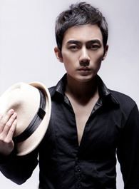 战火熔炉刘秘书的扮演者介绍、是谁演的？