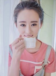 胭脂小红的扮演者介绍、是谁演的？