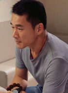 领养刘平凡的扮演者介绍、是谁演的？