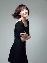 有翡怜蜃的扮演者介绍、是谁演的？