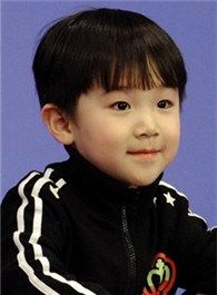 继父回家小叮当的扮演者介绍、是谁演的？