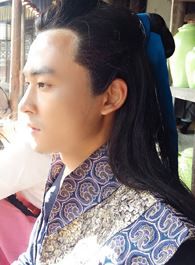 如若巴黎不快乐小张的扮演者介绍、是谁演的？