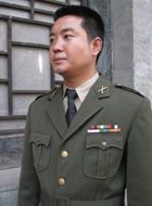 大陆小岛万名的扮演者介绍、是谁演的？