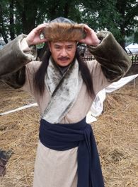 可爱的中国王钧的扮演者介绍、是谁演的？