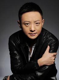 鬓边不是海棠红安贝勒的扮演者介绍、是谁演的？