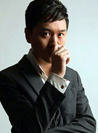 东方战场刘粹刚的扮演者介绍、是谁演的？