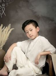 橙红年代杀手甲的扮演者介绍、是谁演的？