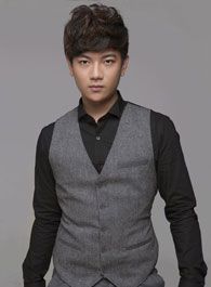 炮灰攻略裴俊的扮演者介绍、是谁演的？