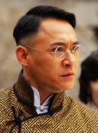 闯天下何自雄的扮演者介绍、是谁演的？