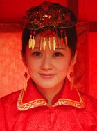 红轿子乔丽缇的扮演者介绍、是谁演的？