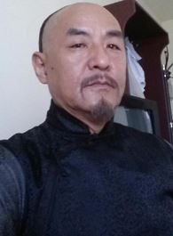 楼外楼吴昌硕的扮演者介绍、是谁演的？