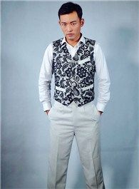 潜伏在黎明之前耿铁掌的扮演者介绍、是谁演的？