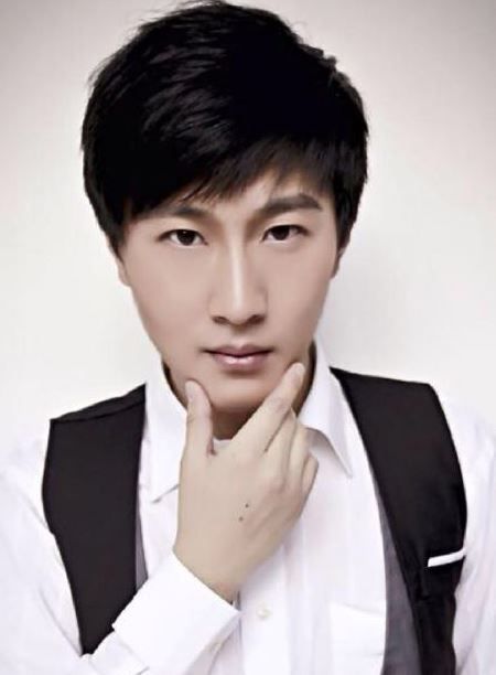 爱我就别想太多温皓的扮演者介绍、是谁演的？