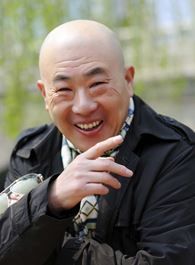 为了一句话倪三的扮演者介绍、是谁演的？