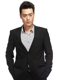 陆战之王张桐的扮演者介绍、是谁演的？