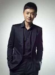 功夫之爱的速递毕教授的扮演者介绍、是谁演的？