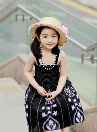 麻辣芳邻小雪的扮演者介绍、是谁演的？