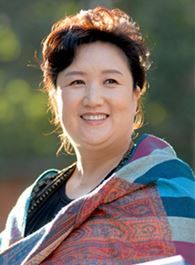 哥哥姐姐的花样年华刘凤英的扮演者介绍、是谁演的？