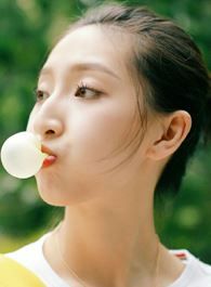 那些年我们正年轻陆小妹的扮演者介绍、是谁演的？