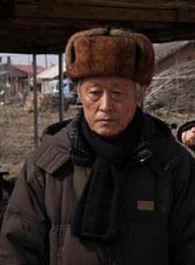 为了一句话老甘的扮演者介绍、是谁演的？