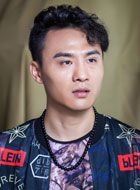 爱我就别想太多布国强的扮演者介绍、是谁演的？