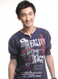 烈火如歌曹人丘的扮演者介绍、是谁演的？