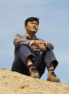 灵与肉许灵均的扮演者介绍、是谁演的？