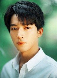 公子倾城陌轻尘的扮演者介绍、是谁演的？