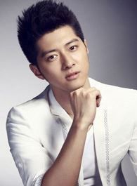 家和万事兴郭建彰的扮演者介绍、是谁演的？