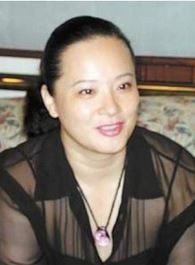 女世子韩老太君的扮演者介绍、是谁演的？